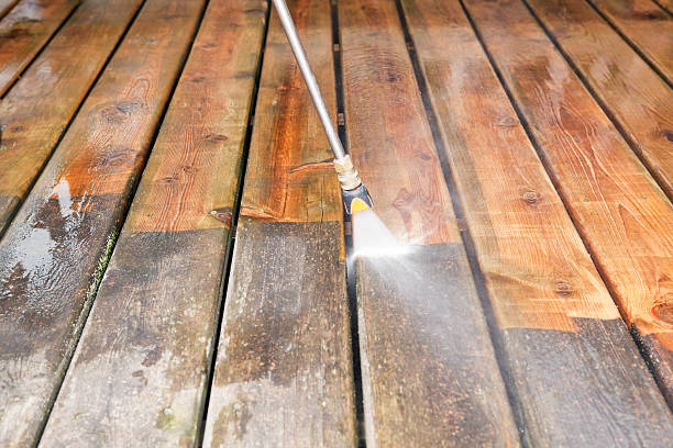 Deck Cleaning Services in Easton, CA